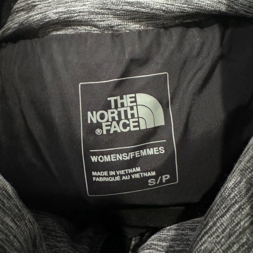 North Face vest - Picture 2 of 2